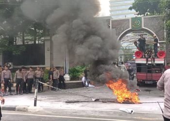 Mahasiswa Papua Geruduk Kejagung, Ini Perihal Johanes Rettob