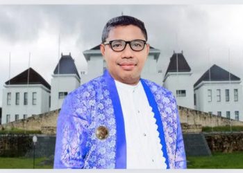 Omon Omon Penjabat Bupati SBB