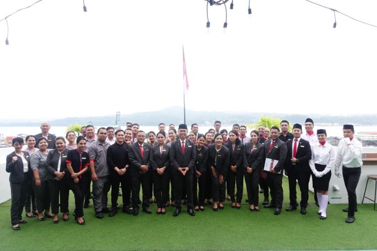 Keren Swiss-BelHotel Ambon, Upacara Peringatan 79 Tahun NKRI di Puncak Gedung