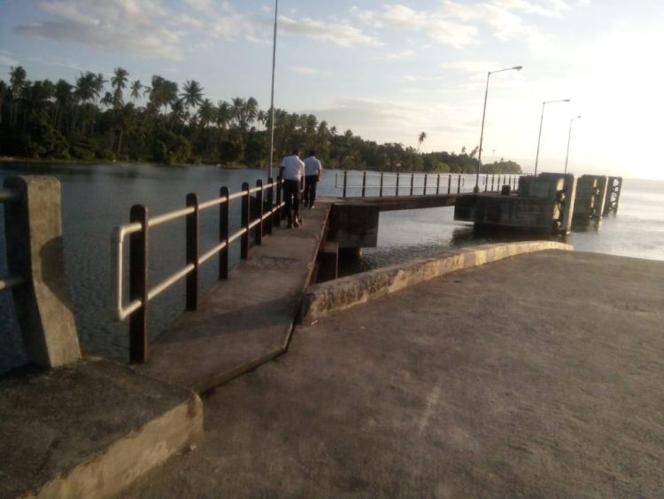 Pengakuan Warga, Listrik Pelabuhan Waisala Enam Bulan Mati