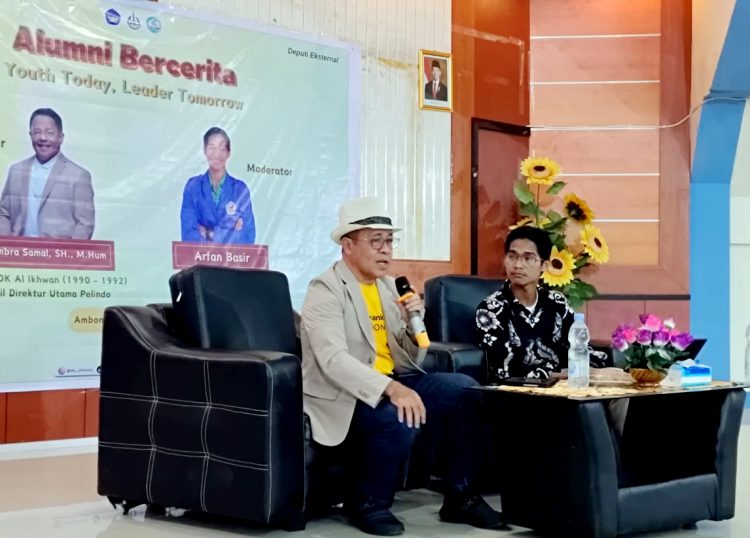 Hambra Samal Jadi Pembicara Tunggal Forum Alumni Bacarita di Universitas Pattimura
