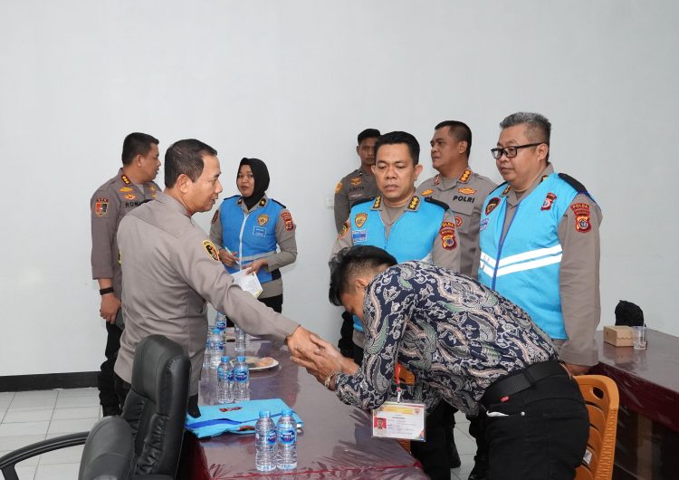 Wakapolda Maluku Semangati Peserta Yang Tak Lolos Seleksi SIPSS 2025