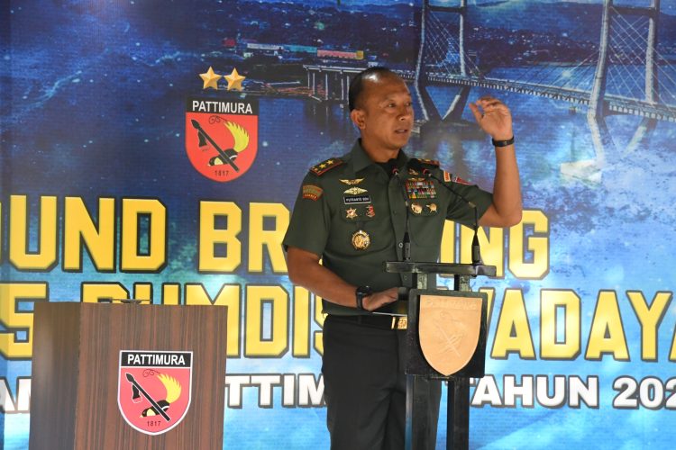 Pangdam XV/Pattimura Pimpin Groundbreaking Renovasi Rumah Dinas Swadaya untuk Kesejahteraan Prajurit