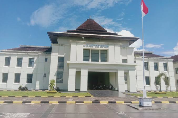 Memantau Pergerakan Sekwan SBB Jelang 18 Februari: Transparansi Anggaran Jadi Sorotan