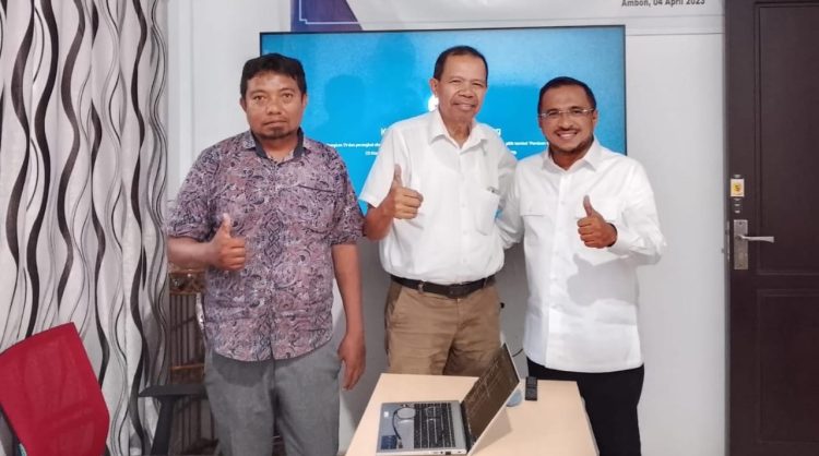 Usai Hadiri Paripurna DPRD Maluku, Bupati SBT Lanjutkan Sinkronisasi dan Bahas Strategi Daerah
