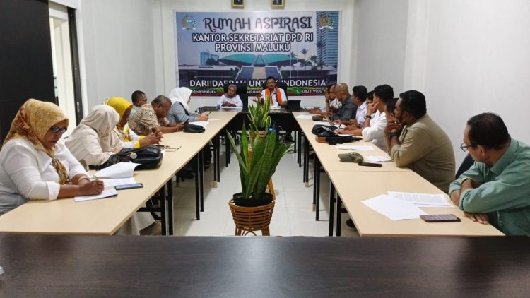 Lakukan Tugas Reses, Problem di Maluku adalah Banyak Desa Belum Punya Perneg