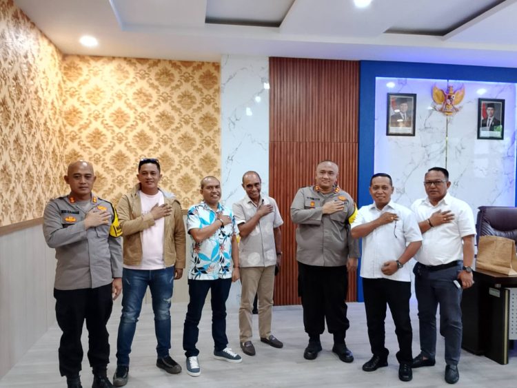 Perkuat Sinergi, Ketua DPRD Ambon Sambut Kapolresta Baru