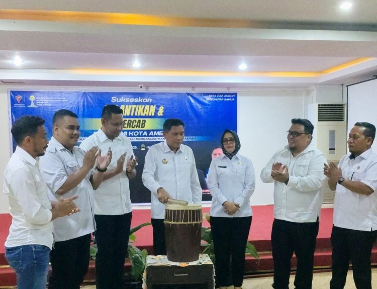 Wattimena – Toisutta Hadiri Pelantikan BPC HIPMI Kota Ambon, Begini Pesannya 