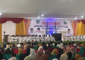 Wali Kota Tual Lepas 102 Calon Jamaah Haji Tahun 2025, Tegaskan Komitmen Peningkatan Pelayanan