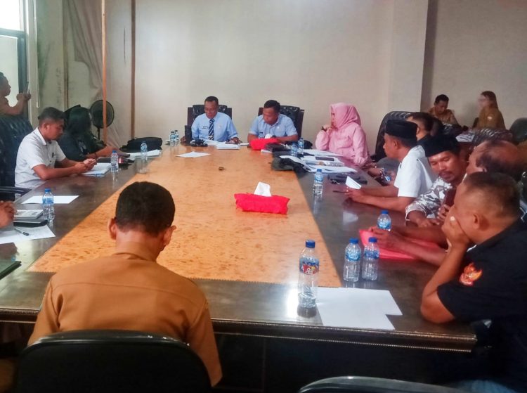 Tanggapi Dugaan Korupsi DD/ADD Desa Loki, Komisi I DPRD SBB Gelar Rapat Dengar Pendapat