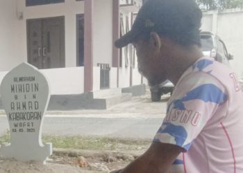 Jenazah Mihidin Kabakoran Dimakamkan di Tual, Keluarga Apresiasi Kepedulian Wali Kota