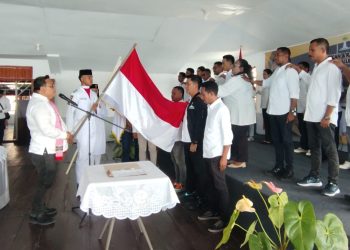 Ketum BPD HIPMI Maluku Azis Tunny Lantik Pengurus BPC Malteng