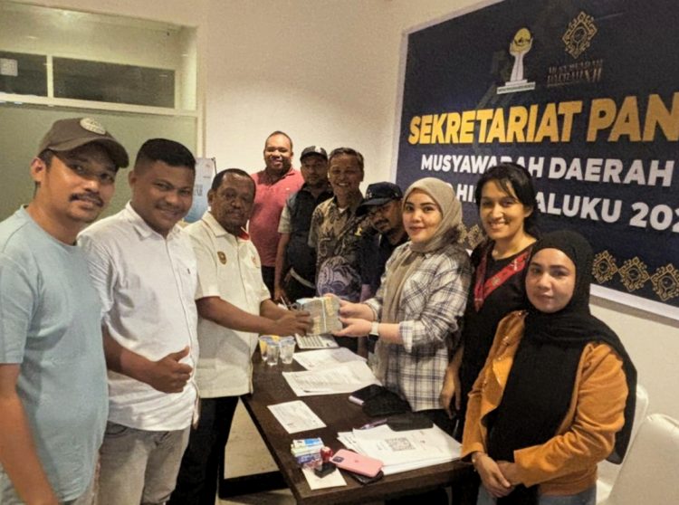 Menit-Menit Terakhir, Tim Reza Mony Ambil Formulir Caketum HIPMI Maluku