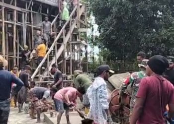 Keluarga Besar Kie Raha dan Warga Desa Widit Kompak Gotong Royong Bangun Masjid Al-Ikhlas