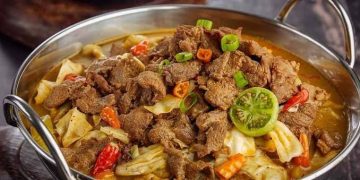 Bijak Menyantap Hidangan Idul Adha: Waspadai Risiko Kesehatan dari Konsumsi Berlebih Daging dan Santan