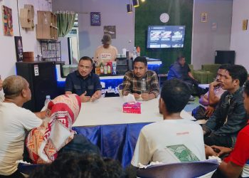 Sinergi Pemerintah dan Media: Bupati SBT Gelar Dialog Santai Bersama Wartawan