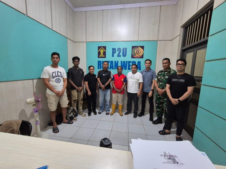 Hampir 3 Tahun Melarikan Diri, Buron Asusila Dibekuk Tim Tabur dan Intelejen Kejari Tanimbar