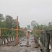 Kawa Nua: Jembatan Darurat Lintas Tiga Kabupaten di Seram Kembali Terancam