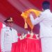 Perdana Pimpin Upacara 80 Tahun RI, Bupati Asri Arman Tegaskan Persatuan di Saka Mese Nusa