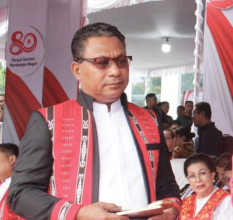 Dibalik Senyum Tipis Abdullah Vanath, “Ada Retak yang Terdengar”
