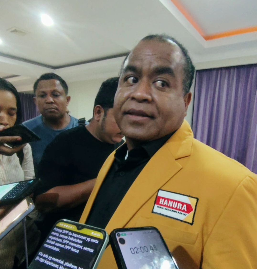 Wasekjen DPP Hanura, Serfasius Serbaya. *
