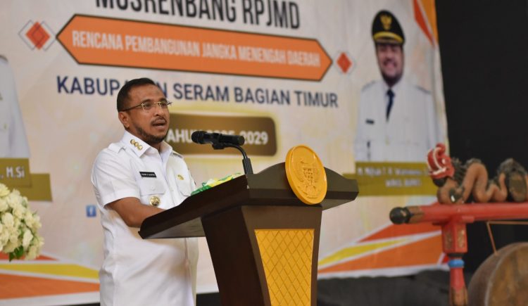 Bupati SBT Paparkan 8 Program Prioritas dan 5 Proyek Strategis Pembangunan 2025–2029