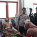 Kapolres SBT Jenguk Mahasiswa yang Luka Bakar Saat Demo di DPRD SBT
