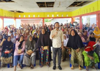 Serap Aspirasi Masyarakat Morela, MRM Berbagi Ratusan Paket Bansos