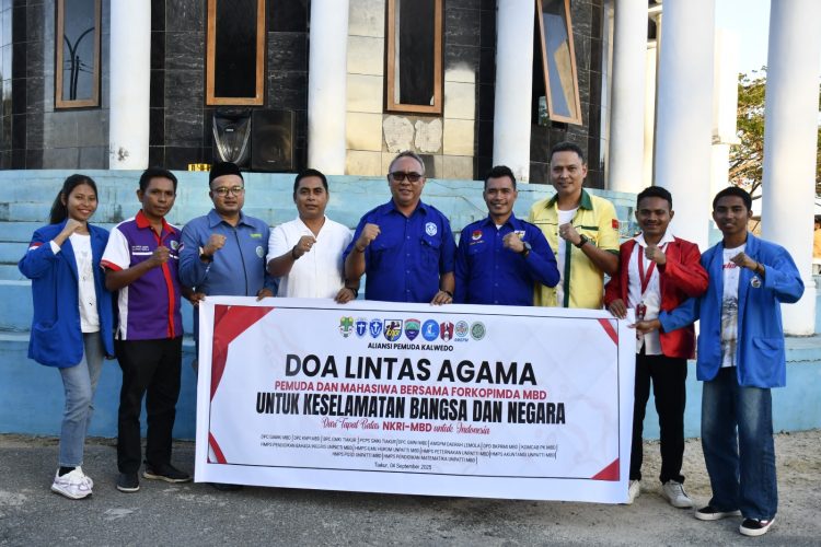 Aliansi Pemuda Kalwedo Gelar Doa Lintas Agama di Tiakur, Suarakan Damai dan 10 Tuntutan untuk Bangsa