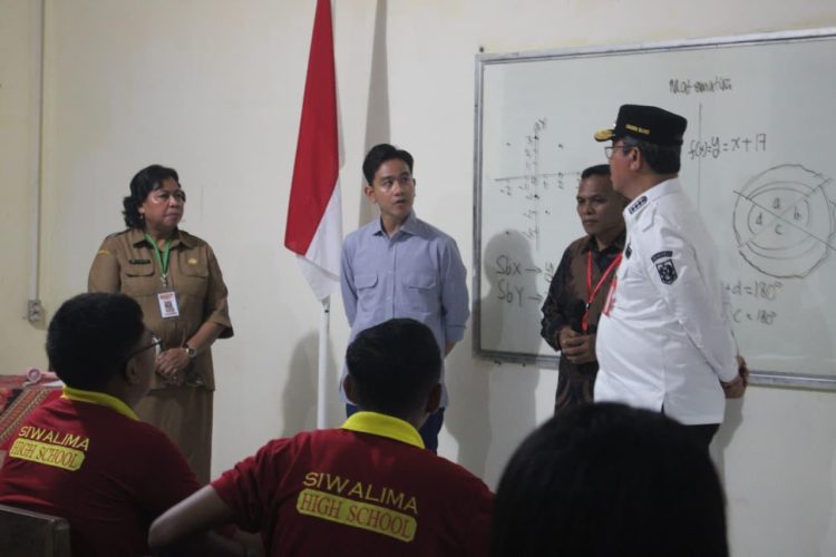 Wapres dan Gubernur Maluku Tinjau Sekolah Garuda Waiheru