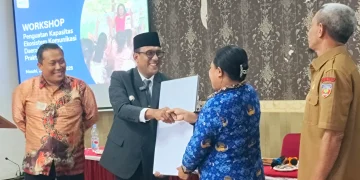 Kolaborasi INOVASI Dorong Pemerataan Pendidikan di Wilayah Blankspot, Pemkab Malteng Buka Akses Jaringan Starlink