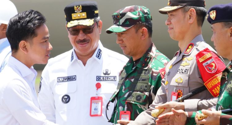 Disambut Langsung Forkopimda Maluku, Kapolda Pastikan Kunjungan Wapres Aman Terkendali