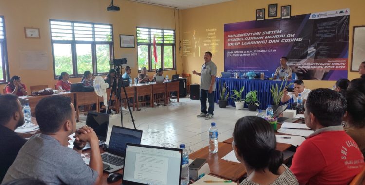 BKP–BTR Gelar Pelatihan Deep Learning dan Coding untuk Guru SMA di Pulau Wetar