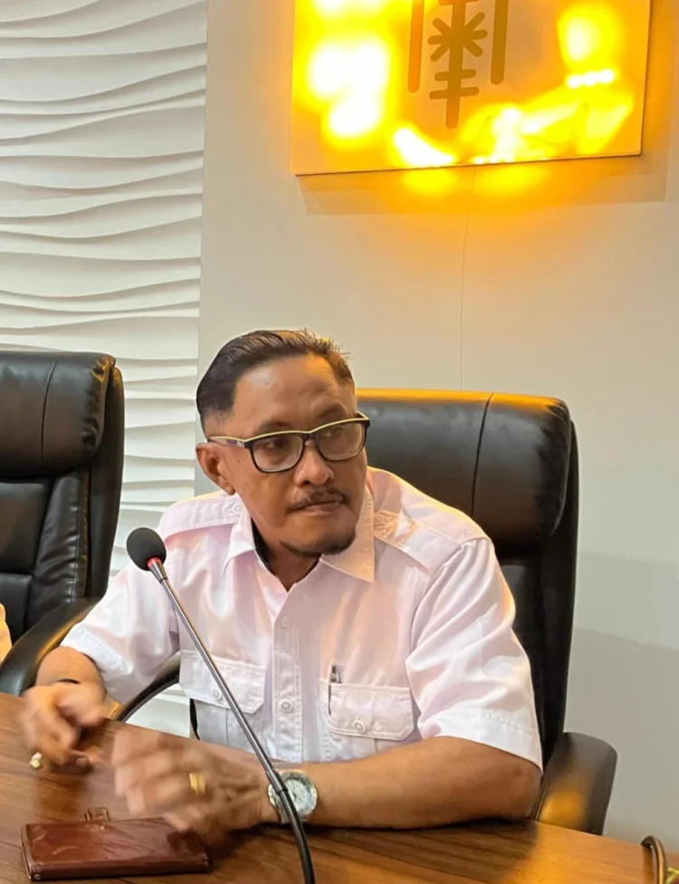 Pemkot Ambon Tegaskan Parkir Pasar Mardika Bukan Kewenangannya