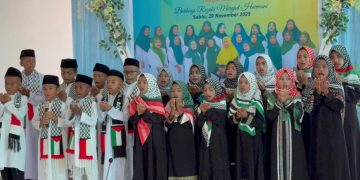 Majelis Taklim Al-Baitsu Kembali Gelar Pengobatan Gratis dan Khitanan Massal di Amalatu