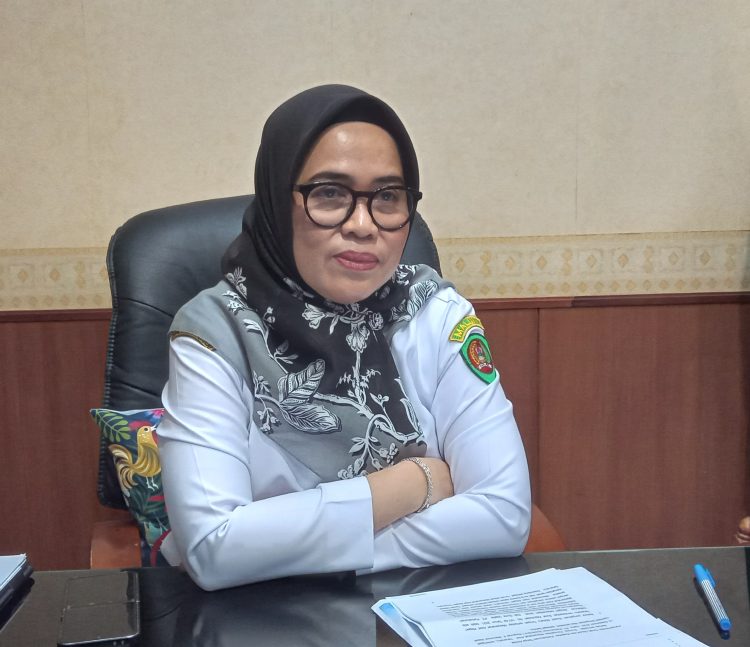 Farhatun Samal Dilantik Sebagai Sekwan DPRD Maluku