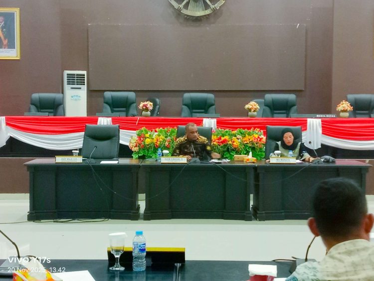 DPRD Bersama Pemkab SBT Komitmen Tingkatkan PAD