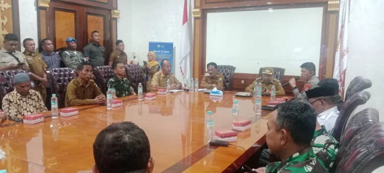 Bupati Asri Arman Pimpin Upaya Penyelesaian Konflik Iha–Luhu, Perkuat Rekonsiliasi dan Redam Provokasi