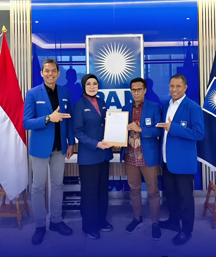 Terpantau: Latulumamina Terima SK Ketua DPD PAN SBB Periode 2025–2030