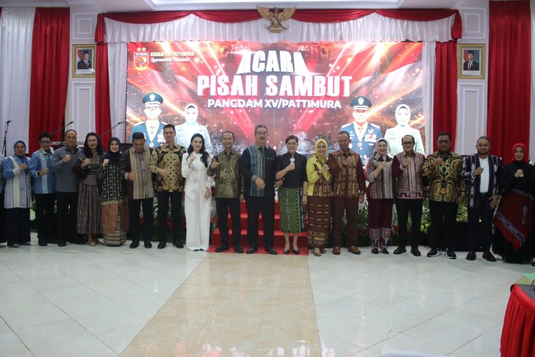 Gubernur dan Wakil Gubernur Maluku Hadiri Pisah Sambut Pangdam XV/Pattimura, Perkuat Sinergi untuk Keamanan Daerah