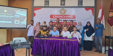 Akselerasi Digital Unidar Ambon: Rektor Resmikan Aplikasi, Website Baru, dan E-Office