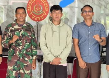 Tim Tabur Buru Tangkap Buronan Kasus Asusila di Desa Namlea