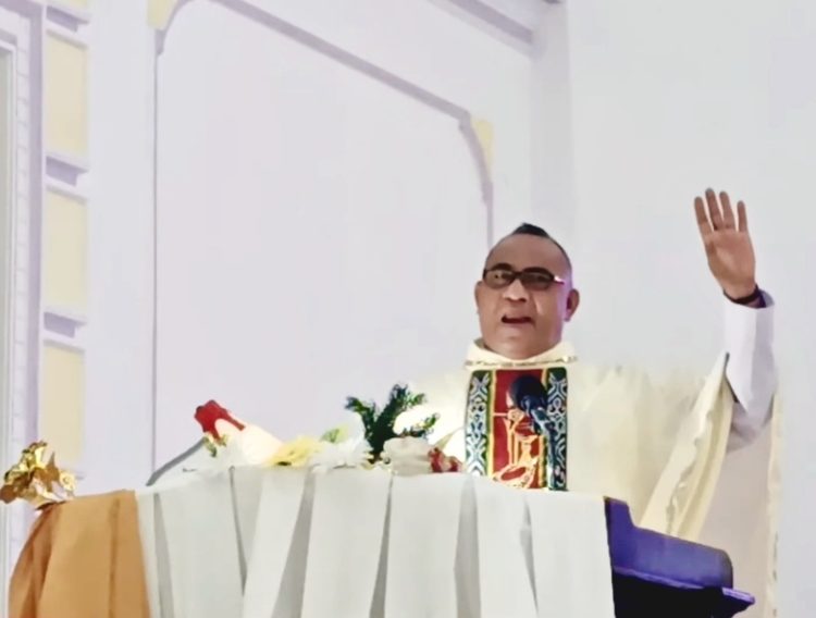 Menemukan Harapan di Tengah Kubur Kosong, Umat Taklukkan Kegelapan dengan Iman