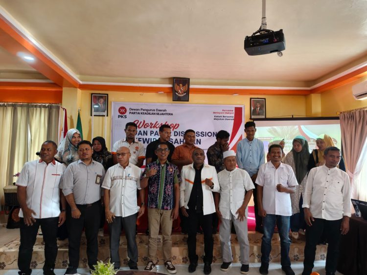 Seminar Kewirausahaan DPD PKS SBT Dorong Kemandirian Ekonomi Kader
