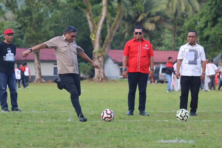 Wali Kota Ambon Buka Sukarno Cup U-17, Dorong Pembinaan Talenta Muda Sepak Bola