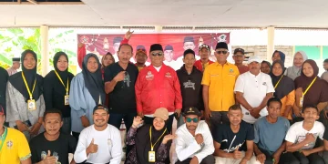 Golkar dan SOKSI Maluku Salurkan Hewan Qurban di Hila, Perkuat Kedekatan dengan Masyarakat
