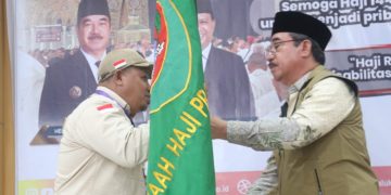 Gubernur Maluku Tekankan Pelayanan dan Disiplin Jemaah Saat Lepas 393 Calon Haji ke Tanah Suci