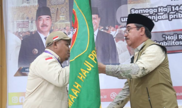 Gubernur Maluku Tekankan Pelayanan dan Disiplin Jemaah Saat Lepas 393 Calon Haji ke Tanah Suci
