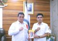 Menuju Pahlawan Nasional 2026, Kamil Mony Serahkan Buku Biografi Sangadji