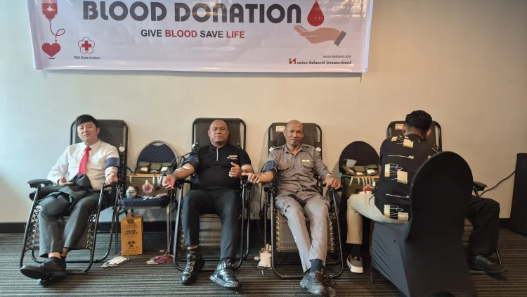 Setetes Darah, Sejuta Harapan: Swiss-Belhotel Ambon Gandeng PMI Gelar Donor Darah